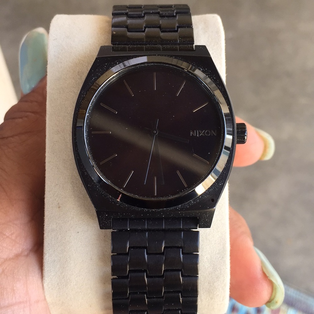 Nixon all black watch, like new